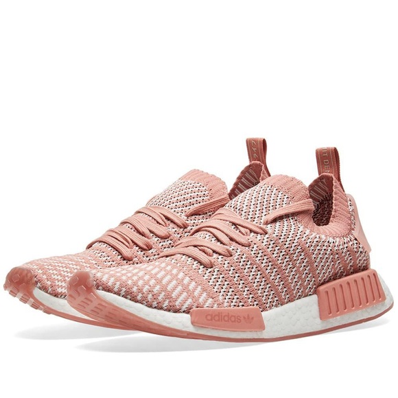 adidas Shoes - ✨Adidas R1 Stlt nmd✨